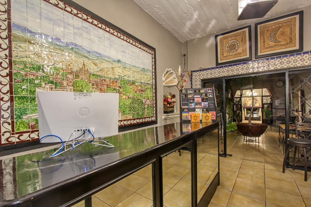 La Mexicana Hotel Boutique Альенде Экстерьер фото