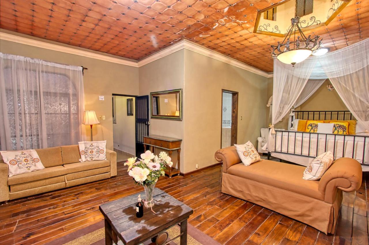 La Mexicana Hotel Boutique Альенде Экстерьер фото